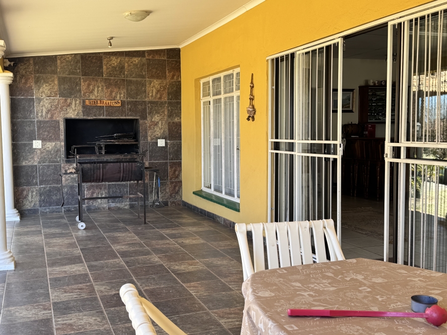 8 Bedroom Property for Sale in Meiringspark North West
